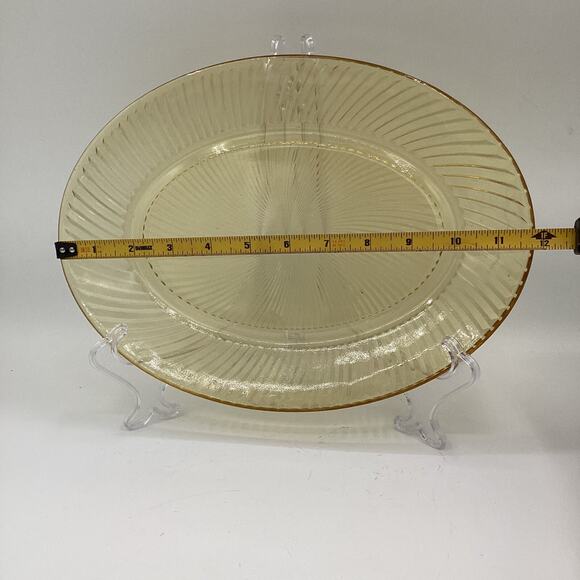Vintage Depression Glass Federal Glass Co. "Twisted Optic Platter" 1945 Diana - Picture 2 of 4